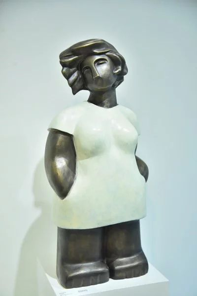 Comme Je L imagine Solo Exhibition at Chaos Art Gallery